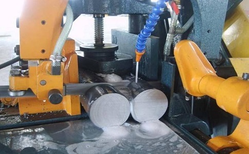 普安卧式带锯床的送料方式有哪几种？